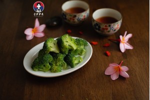 Broccoli (100g)