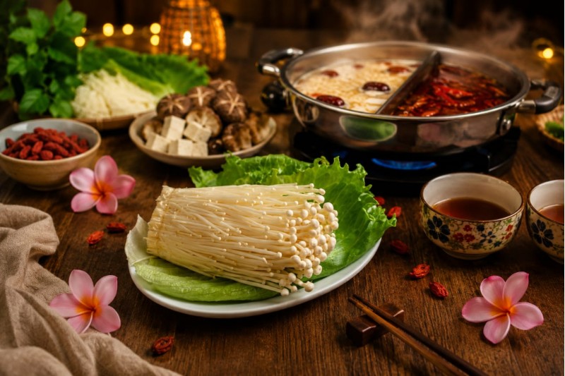 Enoki Mushroom (200g)
